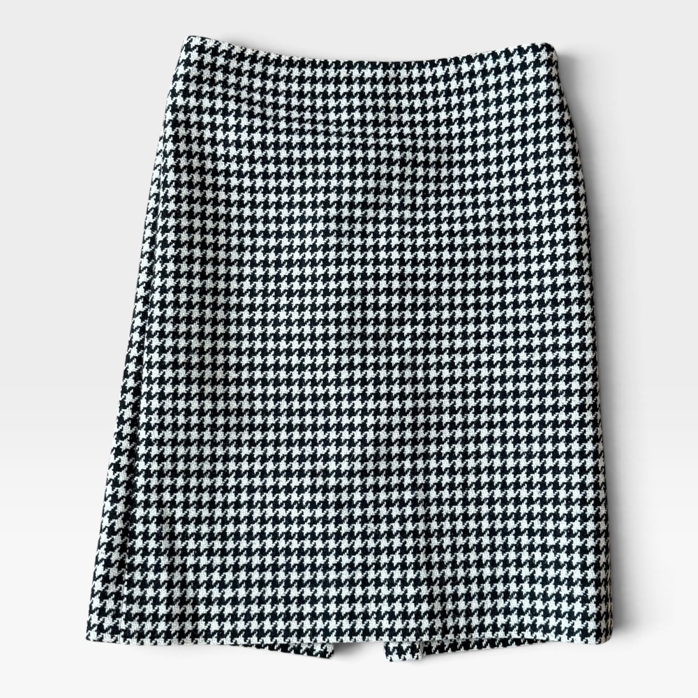 Vintage 1990s Ralph Lauren Black White Houndstooth 100% Wool A-Line Skirt Size 6